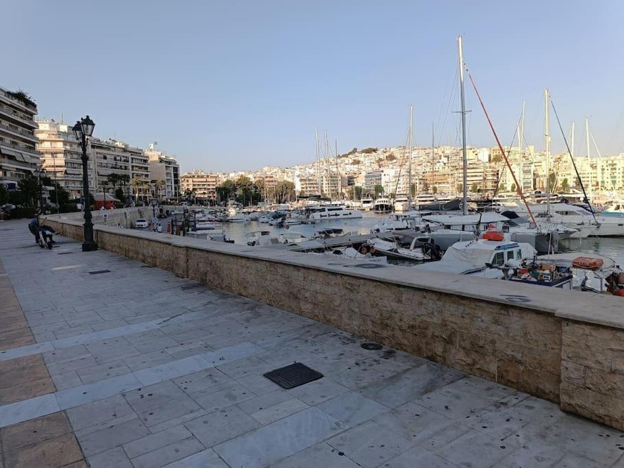 Appartement Marina Zea Piraeus Bagian luar foto