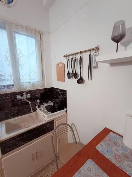 Appartement Marina Zea Piraeus Bagian luar foto